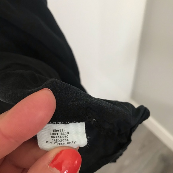 👗LUX Black Silk Dress - Picture 4 of 4